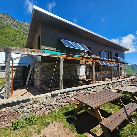 Refugio Del Meicin *