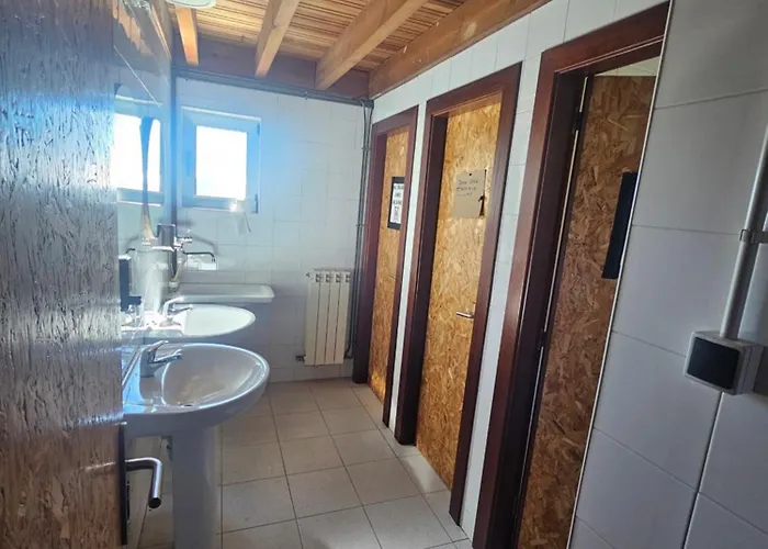 Refugio Del Meicin * Pola de Lena